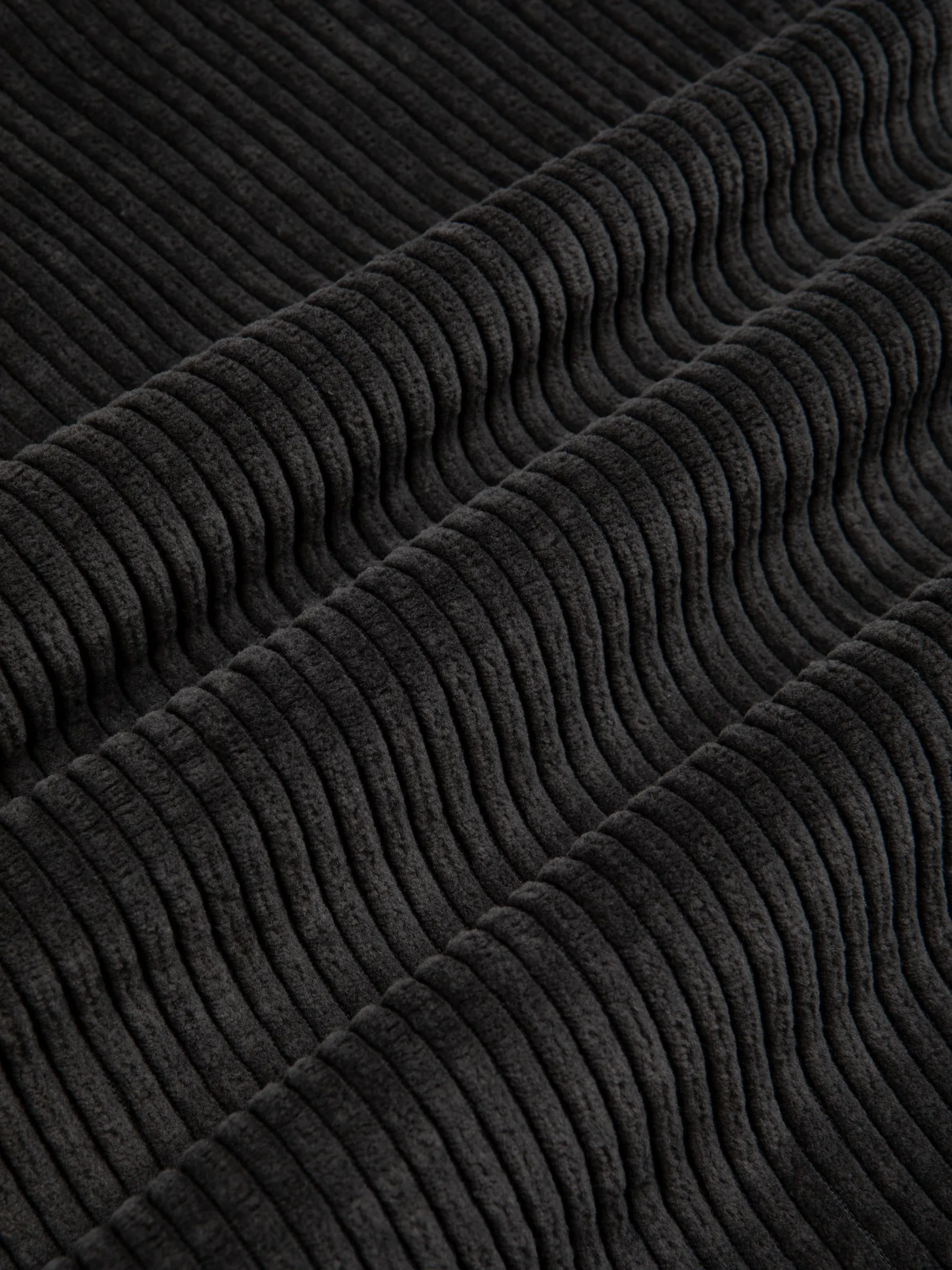 Doune Pant In Charcoal Jumbo Cord