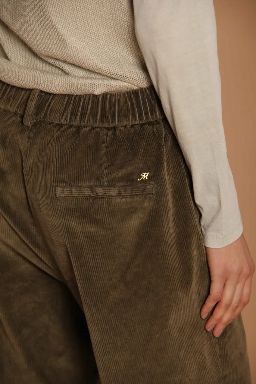 New York Cozy Straight  women's chino pants in velvet corduroy straight fit